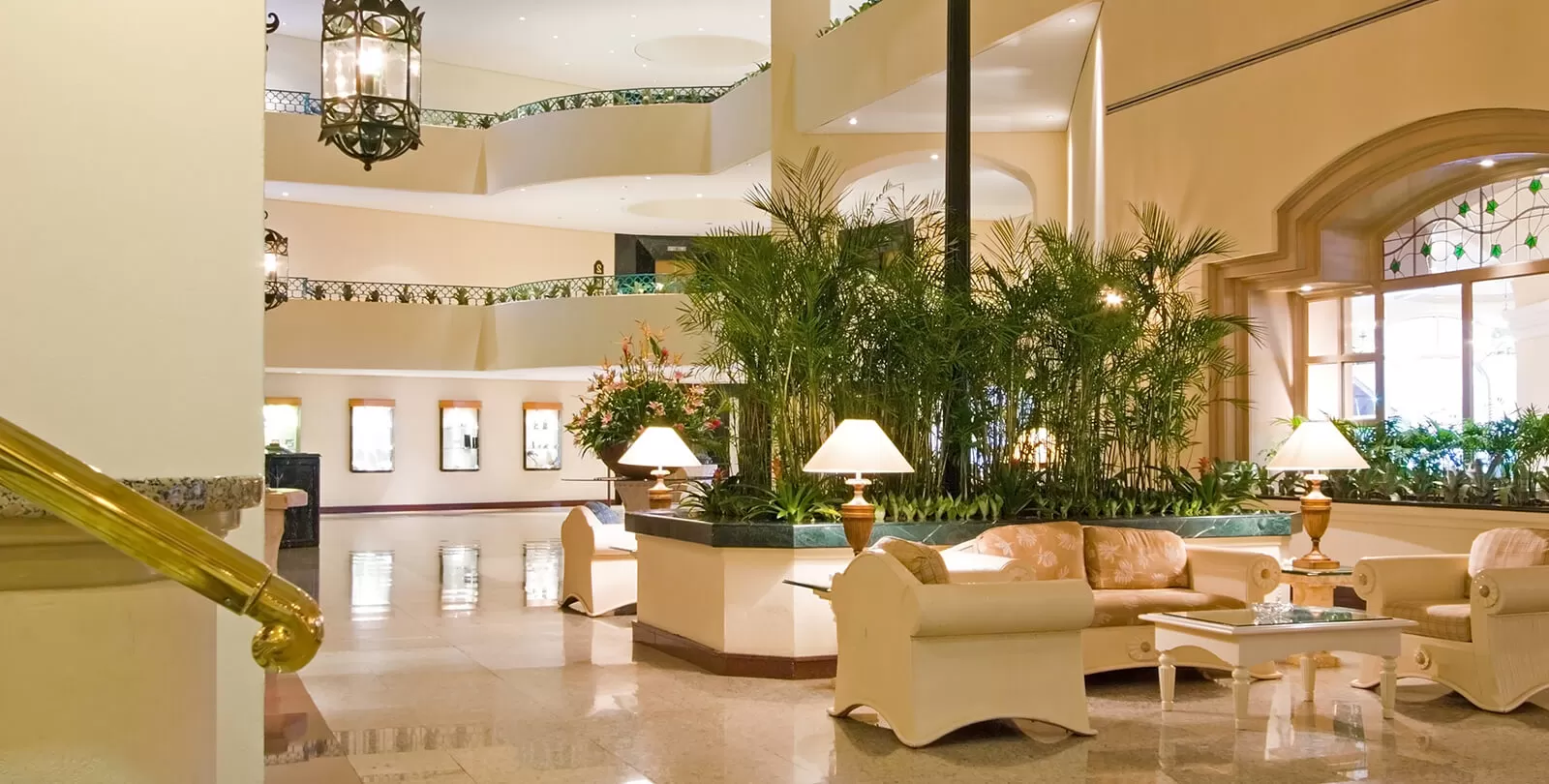 Chào mừng bạn đến với Five Star Hotel